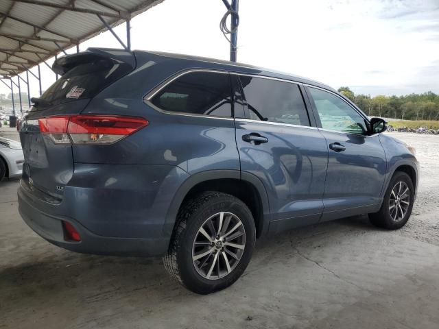 VIN 5TDKZRFH7KS298224 2019 Toyota Highlander, SE no.3