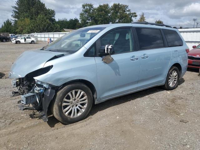 2015 TOYOTA SIENNA XLE - 5TDYK3DC8FS538096