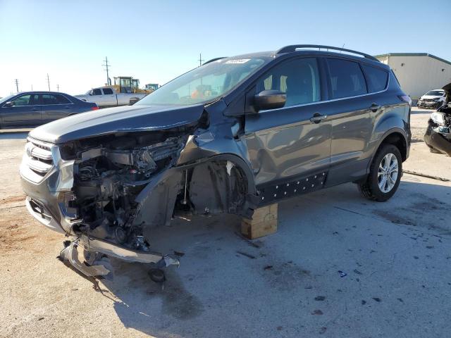 VIN 1FMCU0GDXJUB70690 2018 Ford Escape, SE no.1