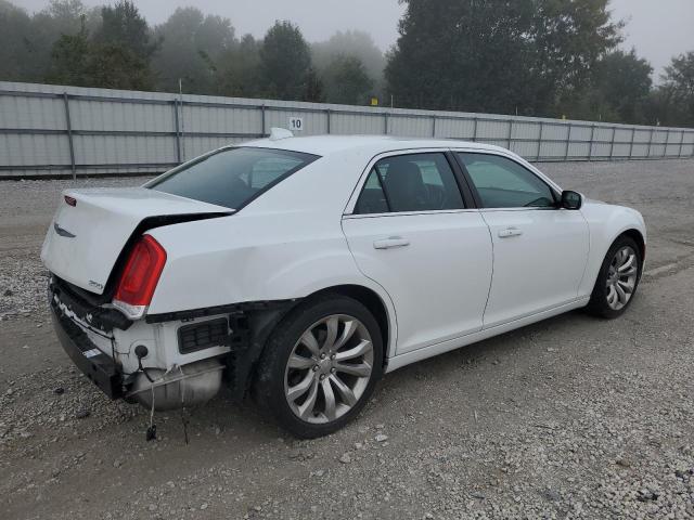 VIN 2C3CCAAG4LH168640 2020 Chrysler 300, Touring no.3