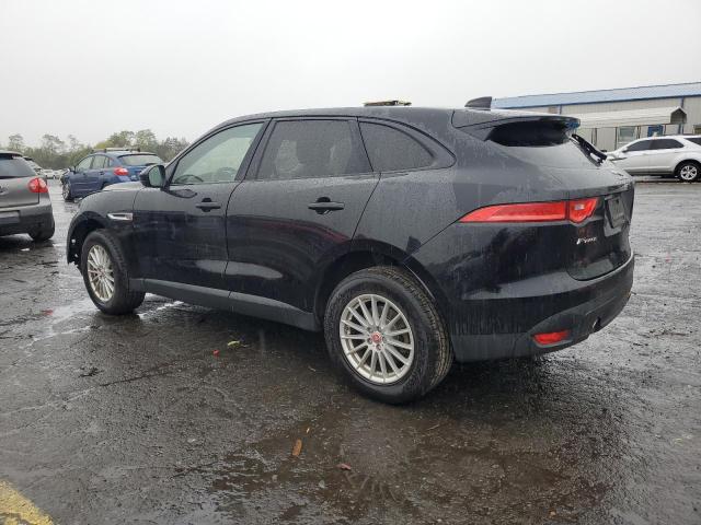 VIN SADCS2BV0HA899402 2017 Jaguar F-Pace no.2