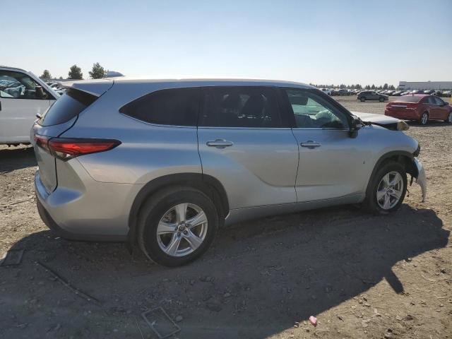 VIN 5TDCZRBH1LS503483 2020 Toyota Highlander, L no.3