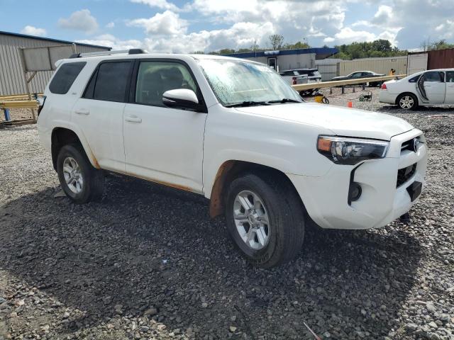 2022 TOYOTA 4RUNNER SR - JTENU5JR2N5978560