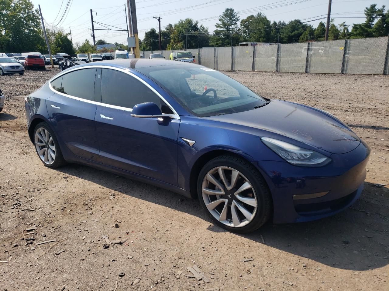 Lot #3033357823 2018 TESLA MODEL 3