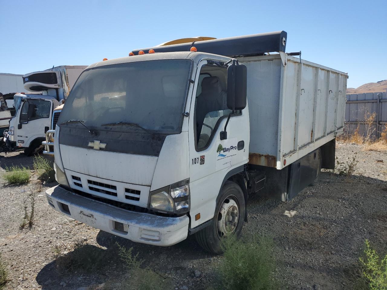 CHEVROLET TILT MASTE 2006 white tilt cab diesel J8BE5B16267903392 photo #1