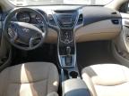 HYUNDAI ELANTRA SE photo