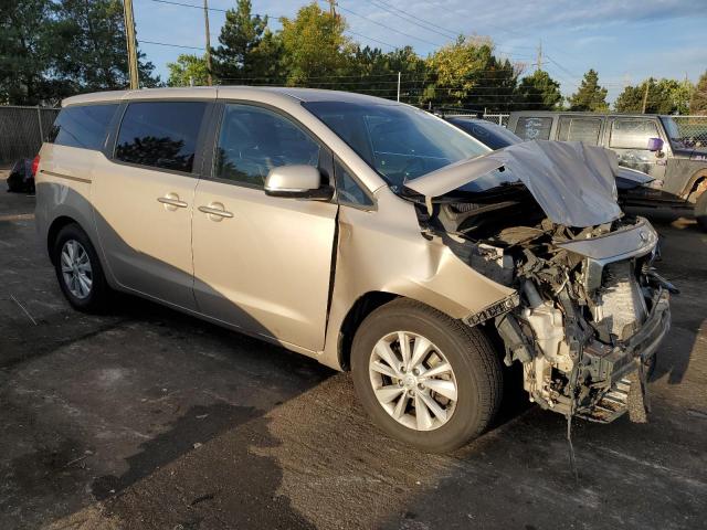 VIN KNDMB5C13H6222215 2017 KIA Sedona, LX no.4