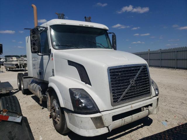 2010 VOLVO VN VNL #2953090753