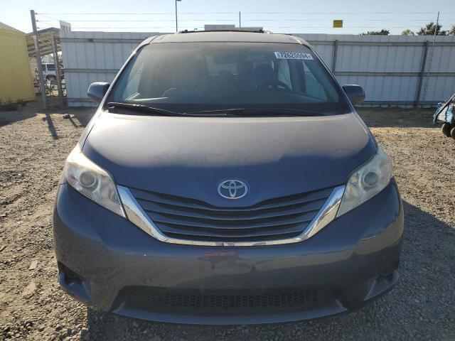 VIN 5TDKK3DCXGS763224 2016 Toyota Sienna, LE no.5