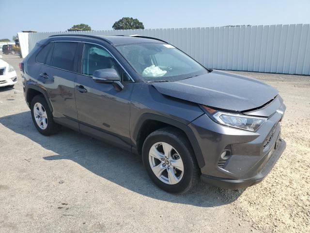 2021 TOYOTA RAV4 XLE - 2T3P1RFV1MC165321