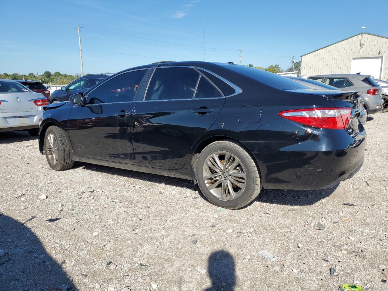 Lot #2907393971 2017 TOYOTA CAMRY LE