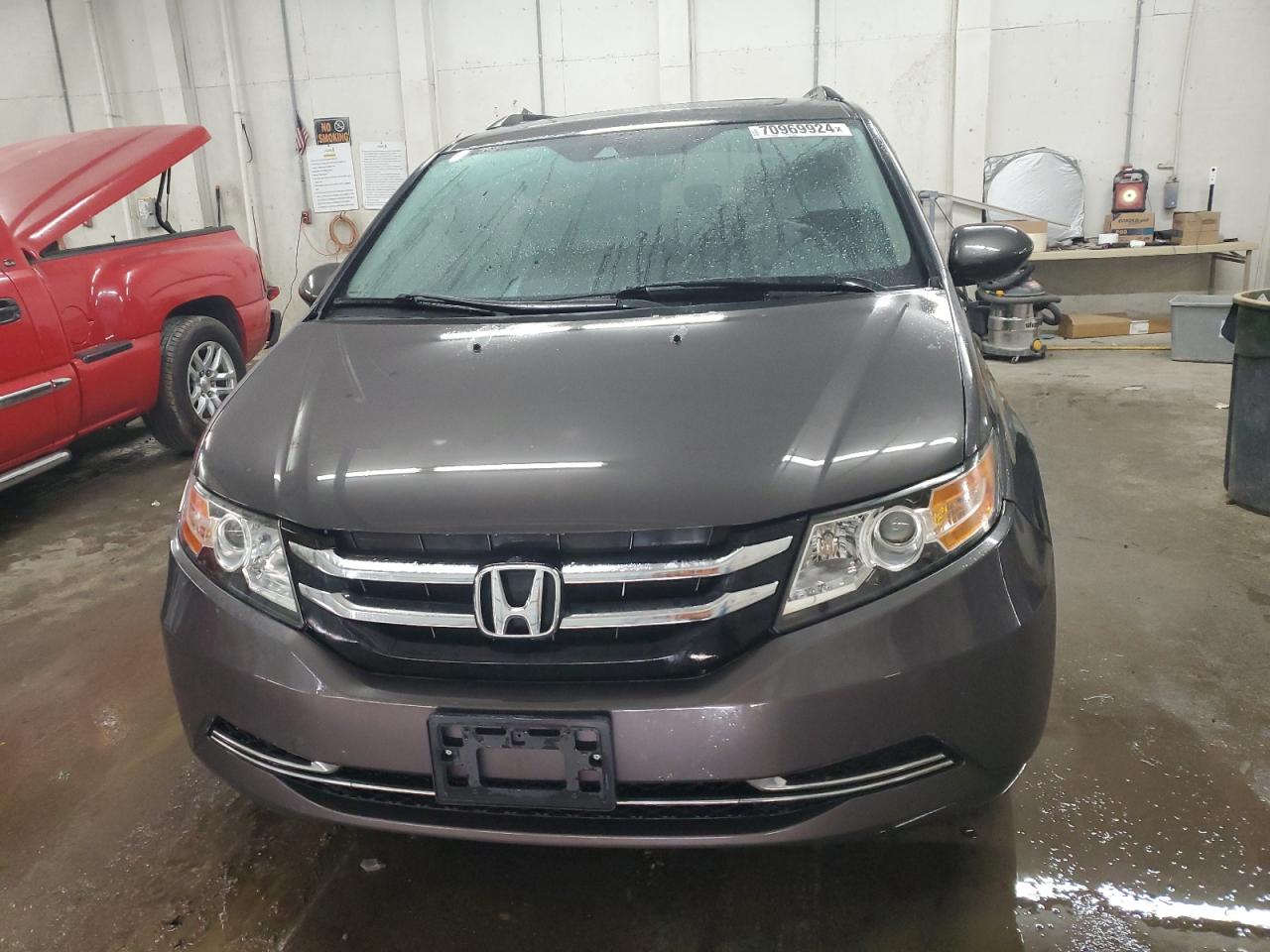 Lot #2855506743 2015 HONDA ODYSSEY EX