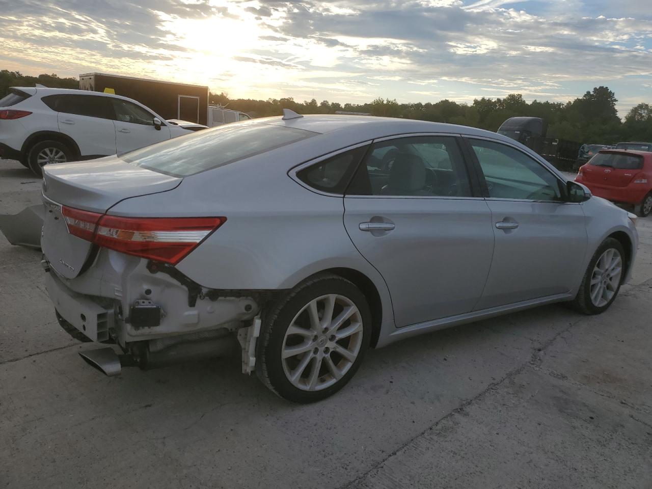 Lot #2836285645 2014 TOYOTA AVALON BAS