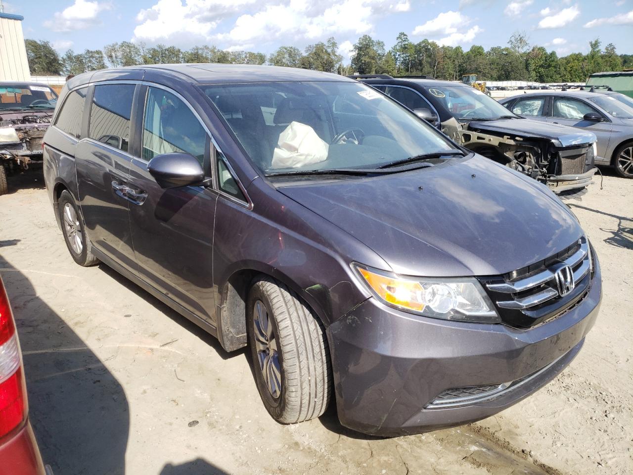 Lot #2935763821 2016 HONDA ODYSSEY EX