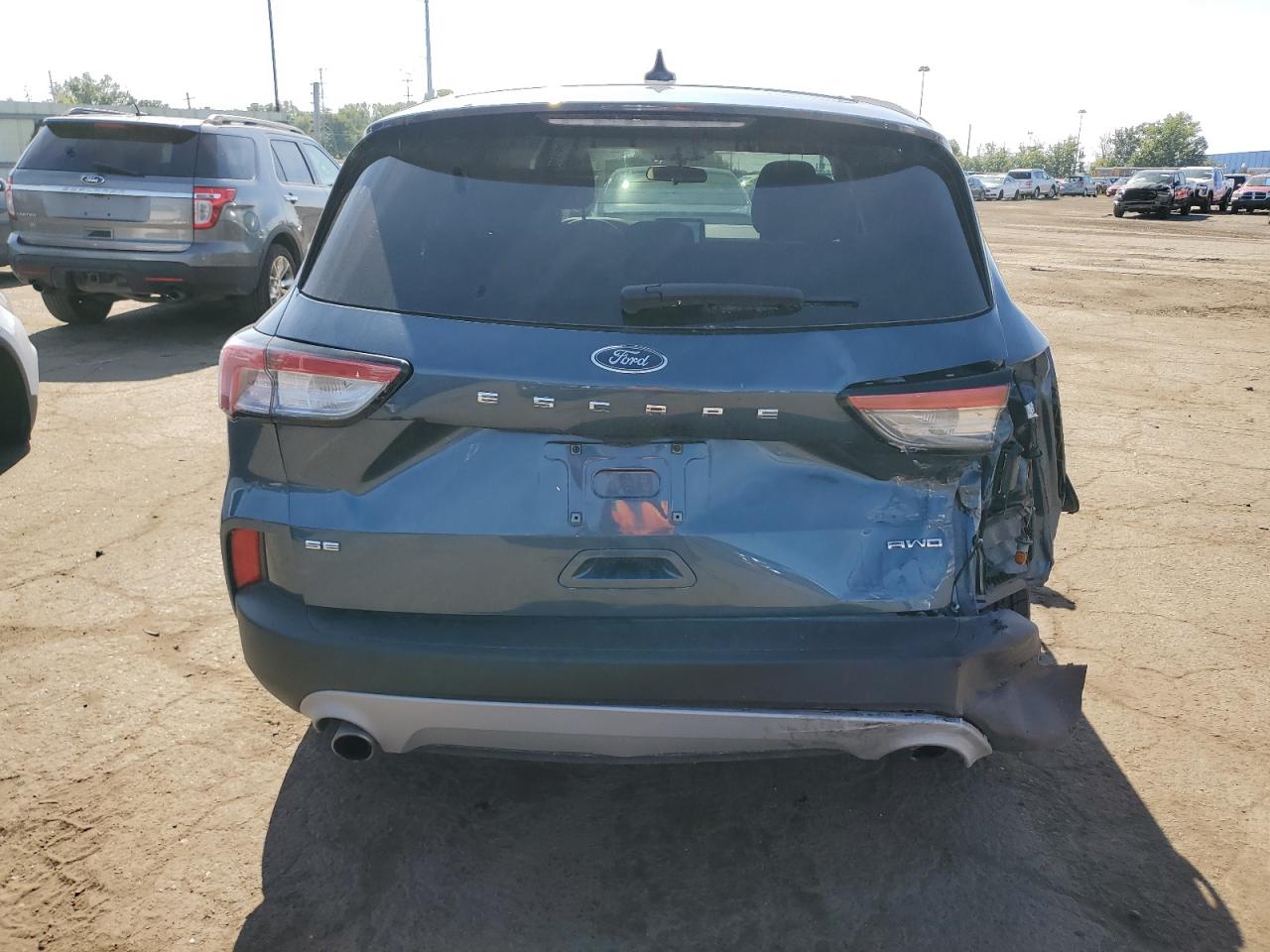 Lot #2935912841 2020 FORD ESCAPE SE