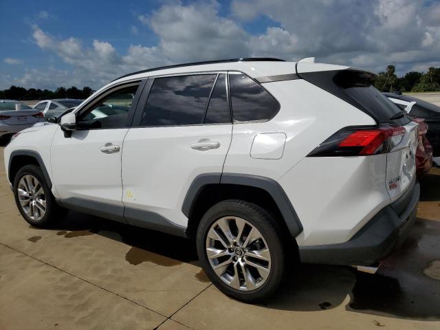 TOYOTA RAV4 XLE P 2019 white  gas 2T3C1RFVXKW006596 photo #3