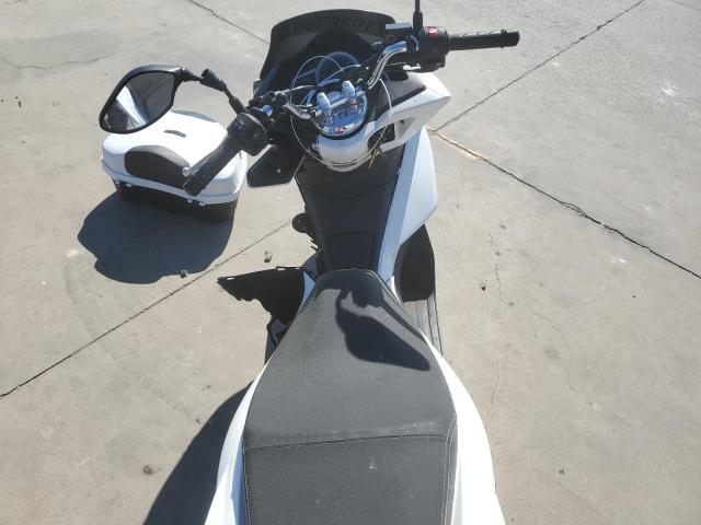2018 HONDA PCX 150 - RLHKF1809JY300995