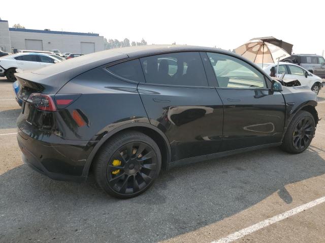 VIN 7SAYGDEE1NF481740 2022 Tesla MODEL Y no.3