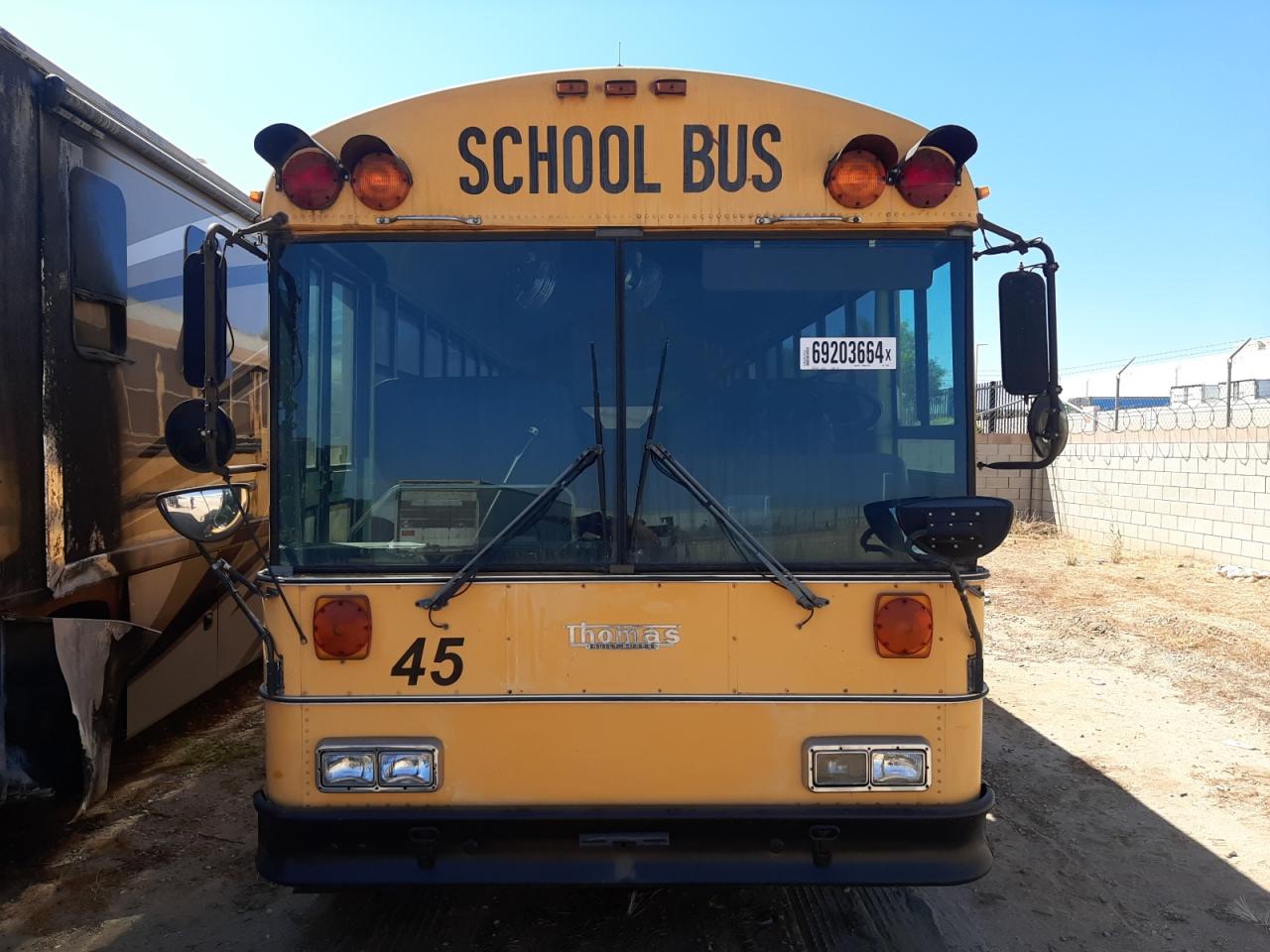 Lot #2962458814 1995 THOMAS SCHOOL BUS