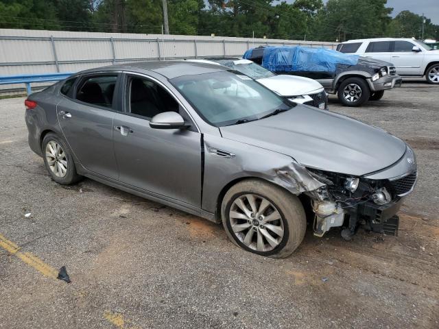 VIN 5XXGT4L30GG076555 2016 KIA Optima, LX no.4