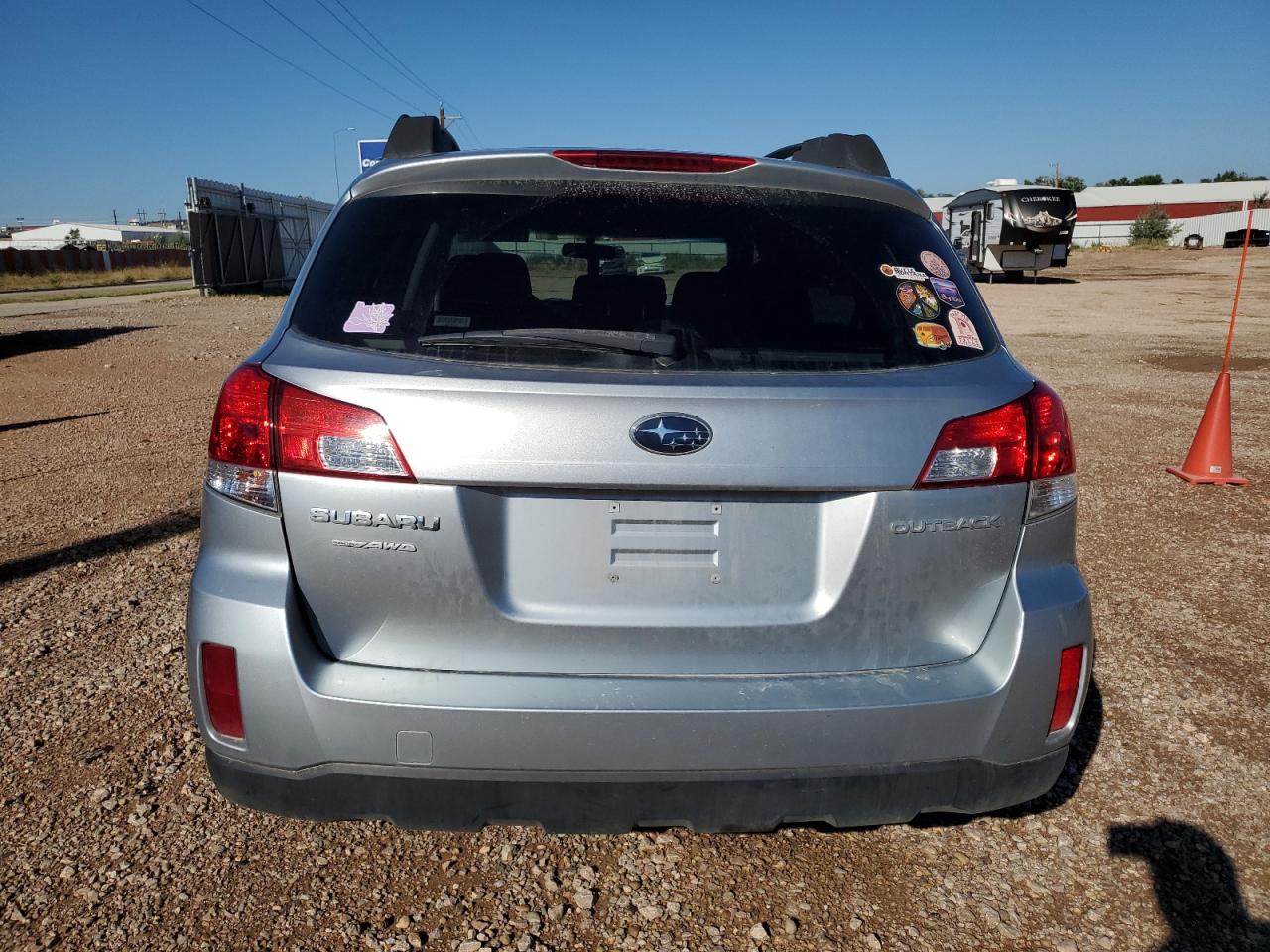 Lot #2919490218 2013 SUBARU OUTBACK 2.