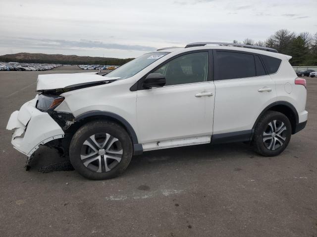 VIN JTMBFREV6HJ706685 2017 Toyota RAV4, LE no.1