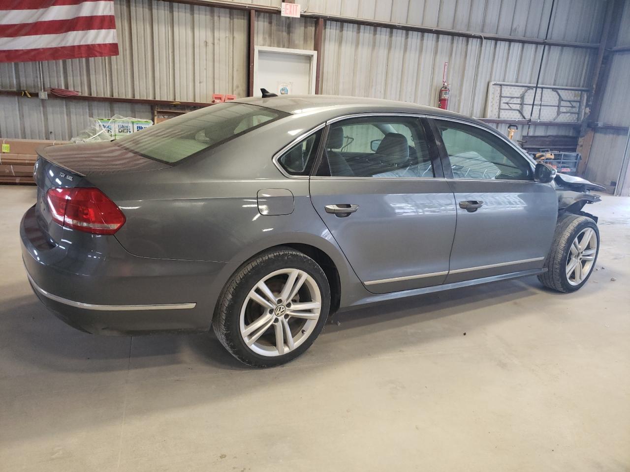 Lot #2828618151 2014 VOLKSWAGEN PASSAT SEL