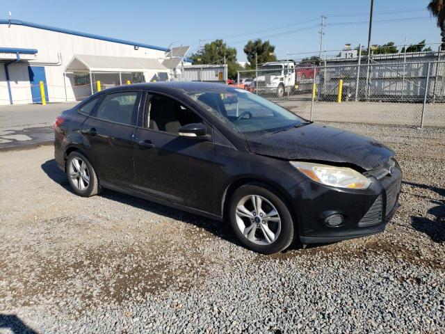 VIN 1FADP3F21EL434334 2014 Ford Focus, SE no.4