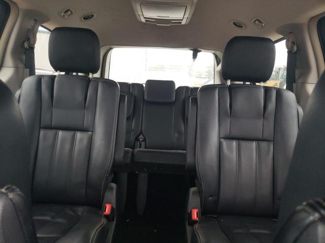 2016 CHRYSLER TOWN & COU - 2C4RC1BG9GR213026
