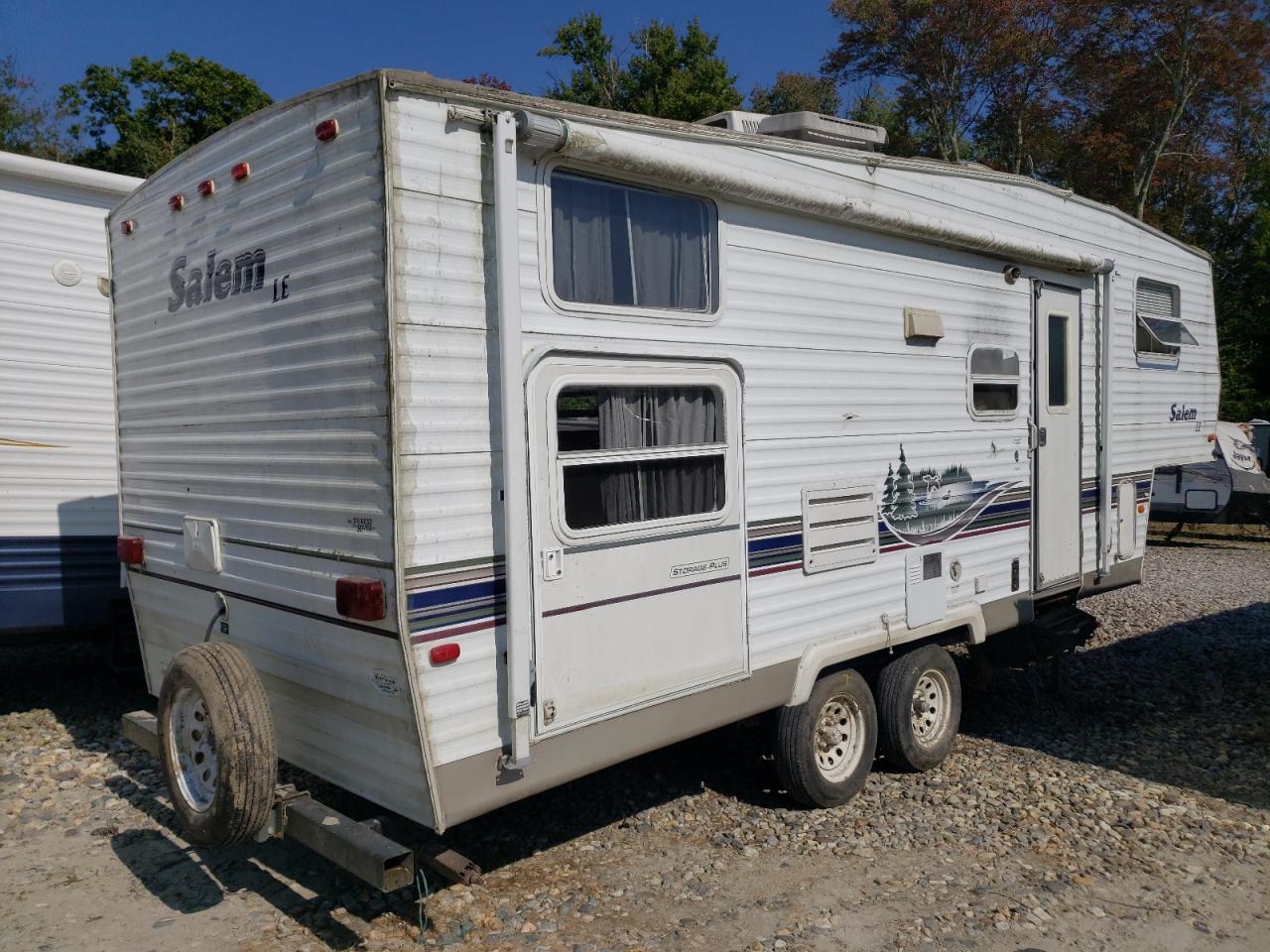 Lot #2955351521 2004 SALM 5TH WHEEL