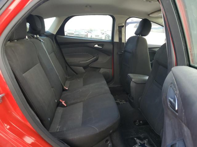 2015 FORD FOCUS SE - 1FADP3K24FL295257