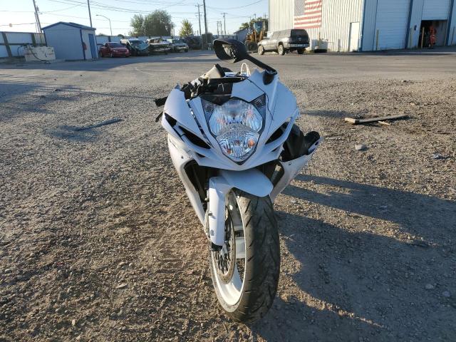 2020 SUZUKI GSX-R600 JS1GN7FA4L7100777