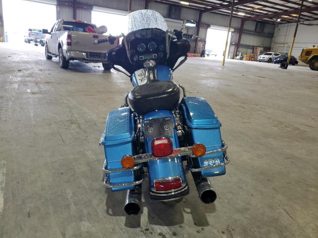 2011 HARLEY-DAVIDSON FLHTCU 1HD1FC413BB628843