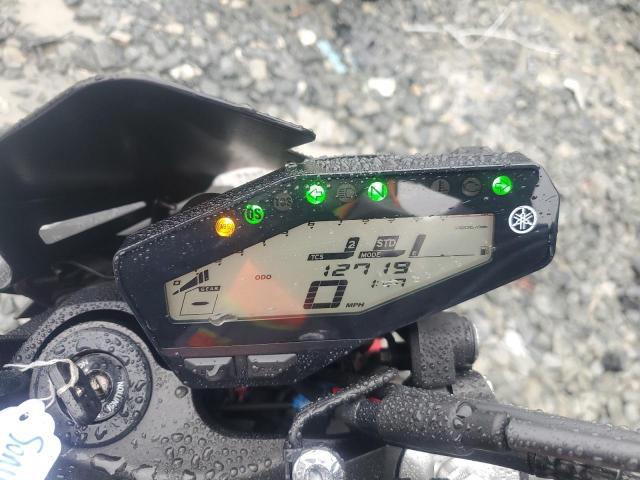2017 YAMAHA FZ09 JYARN53E5HA000767