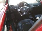 VOLKSWAGEN NEW BEETLE photo