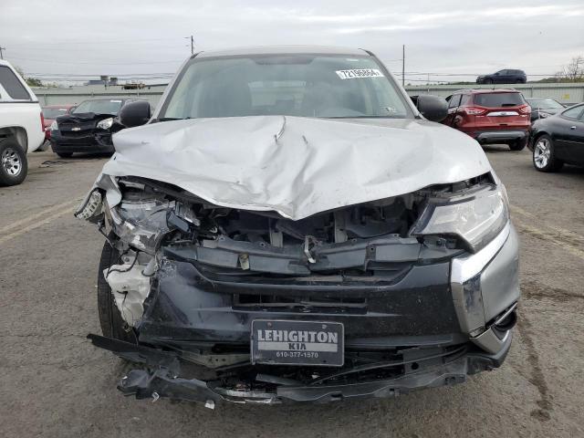 VIN JA4AZ3A34JZ061556 2018 Mitsubishi Outlander, SE no.5