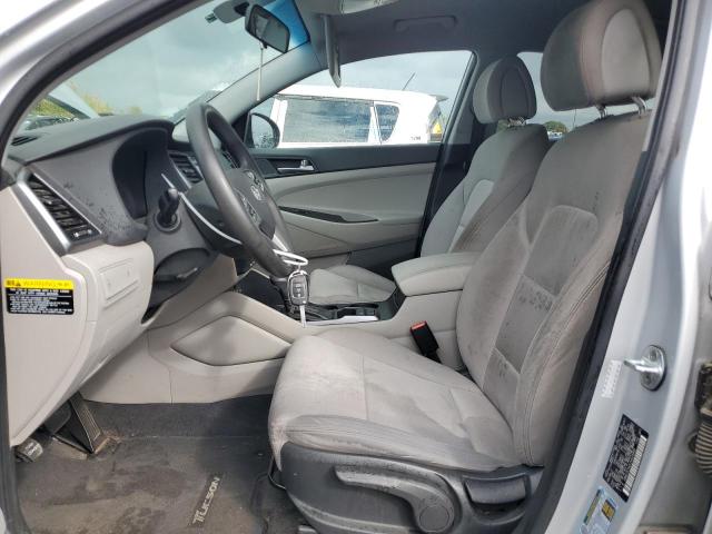 VIN KM8J2CA4XJU624895 2018 Hyundai Tucson, SE no.7