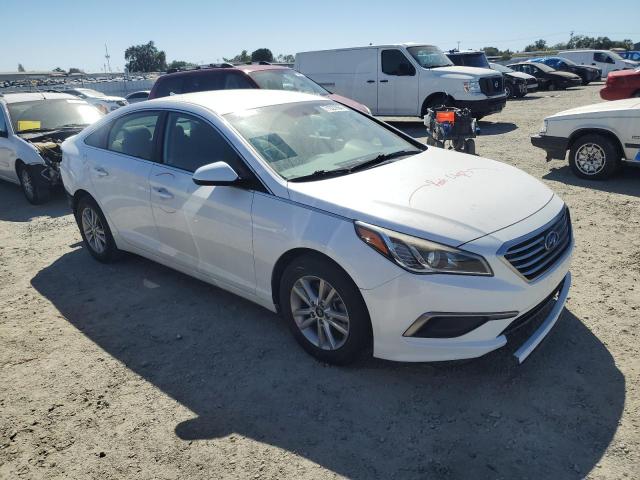 VIN 5NPE24AF4HH473909 2017 Hyundai Sonata, SE no.4