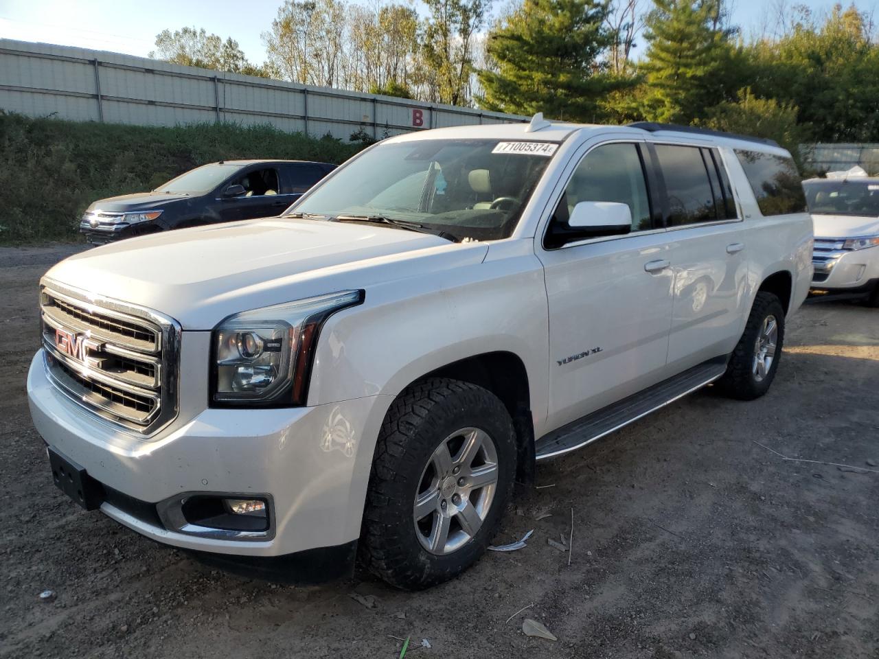 GMC Yukon XL 2016 SLT