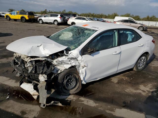 VIN 2T1BURHE5JC036128 2018 Toyota Corolla, L no.1