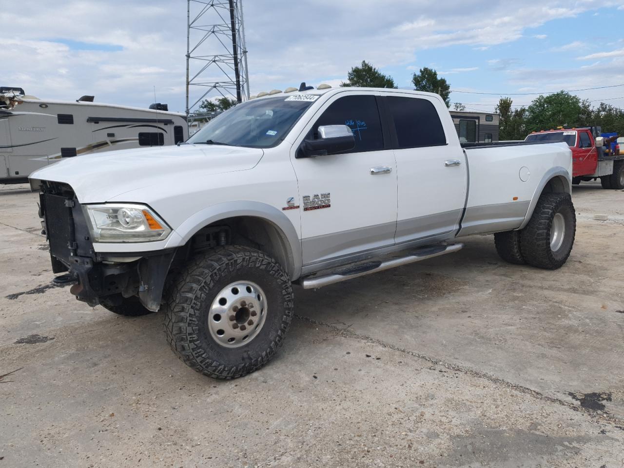 Lot #2921734577 2015 RAM 3500 LARAM