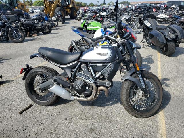 DUCATI SCRAMBLER 2018 black  gas ML015ANM6JT015089 photo #1