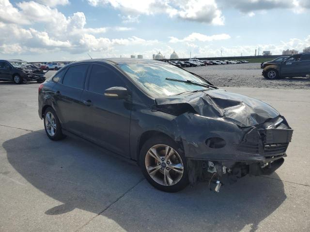 VIN 1FADP3F23EL257818 2014 Ford Focus, SE no.4