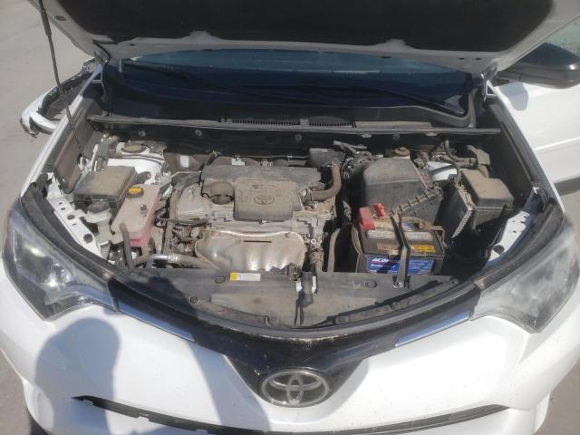 VIN 2T3BFREV3JW757584 2018 Toyota RAV4, LE no.12