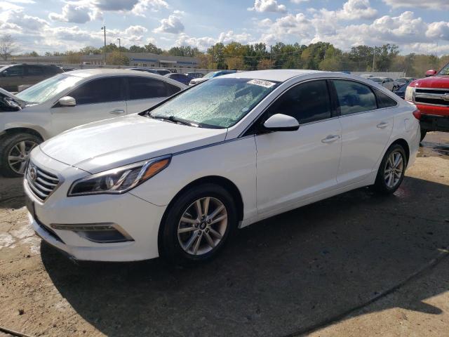 HYUNDAI SONATA SE 2015 white  gas 5NPE24AF5FH037714 photo #1