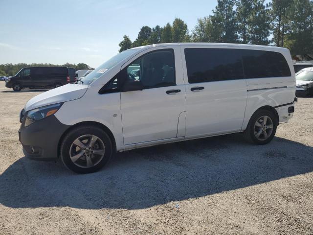 MERCEDES-BENZ METRIS 2023 white  gas W1WV0FEY0P4219118 photo #1