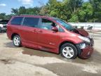 TOYOTA SIENNA LE photo