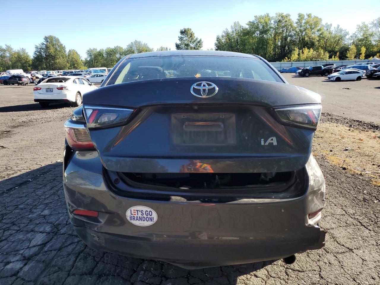 Lot #2953000609 2017 TOYOTA YARIS IA