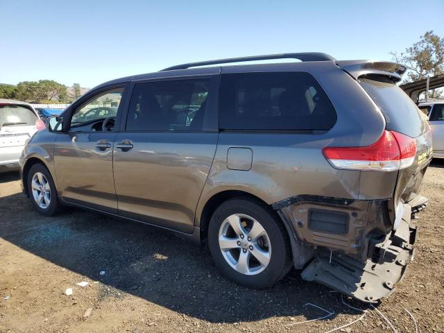 TOYOTA SIENNA LE 2013 charcoal  gas 5TDKK3DC0DS315523 photo #3