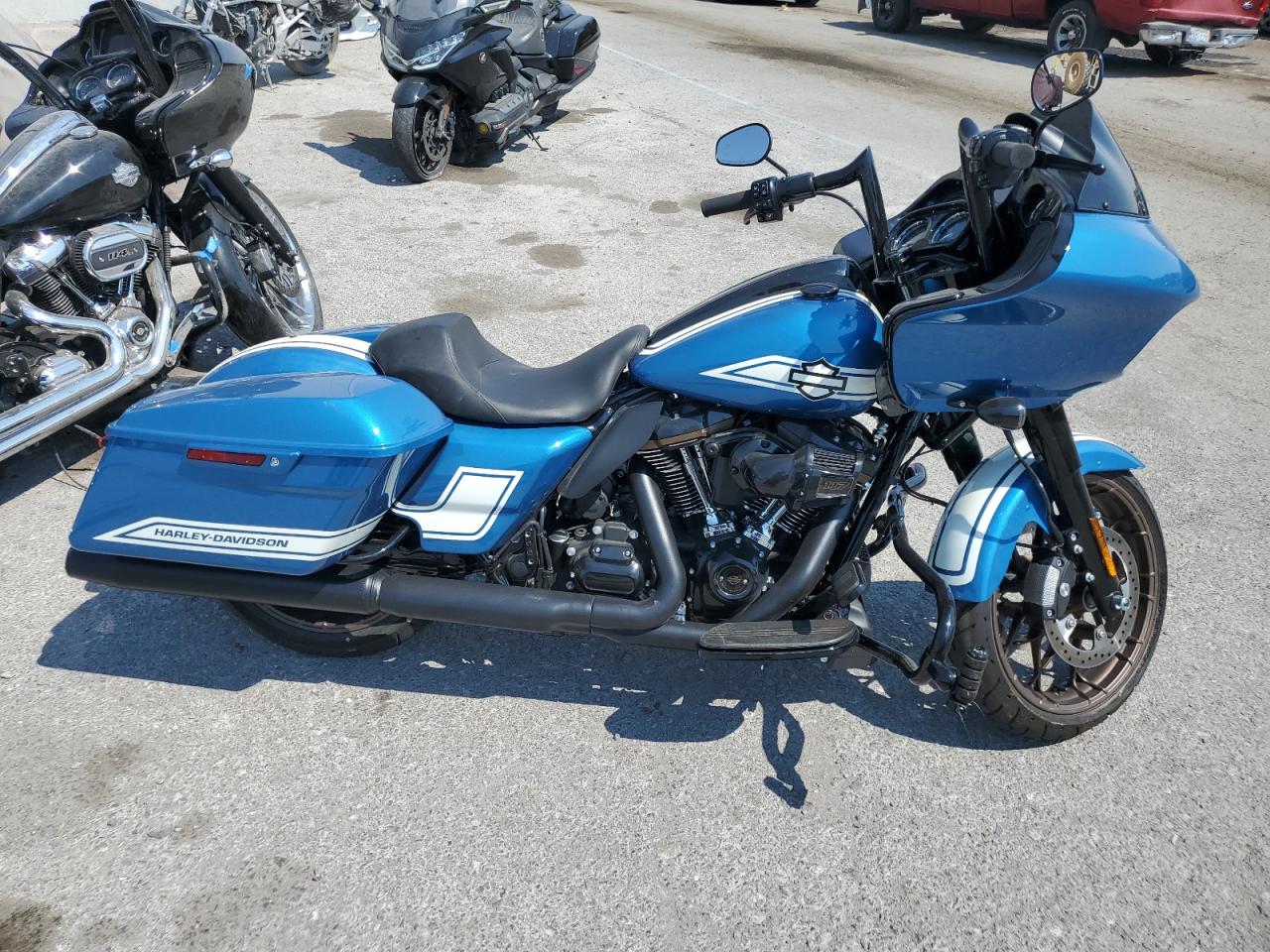 Harley Davidson FLTRXST / Road Glide ST 2023 